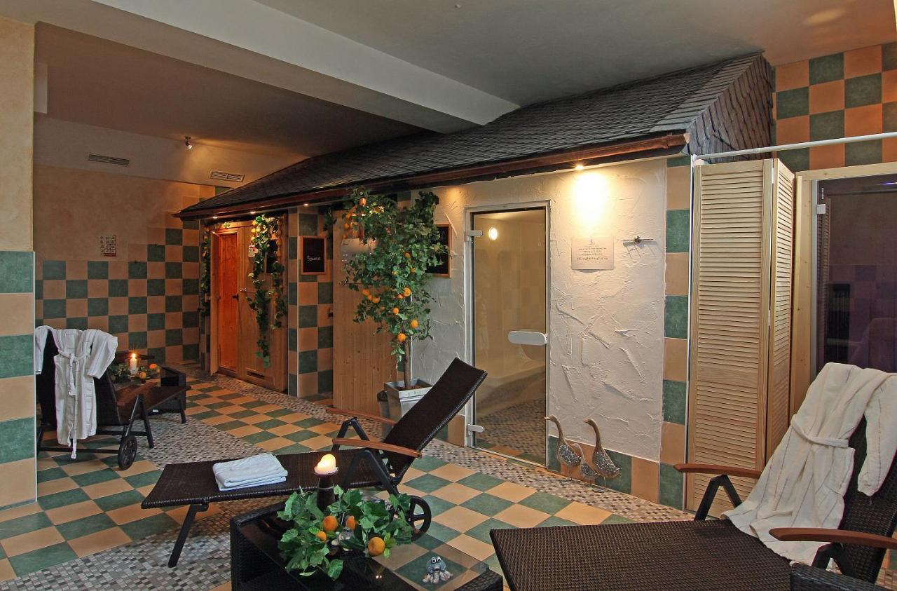 Hotel Lahnblick バート・ラースフェ エクステリア 写真